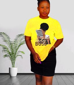 👑 Lady Boss T-Shirt – Own Your Power in Style