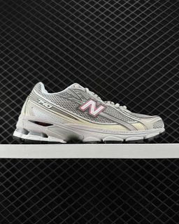 NEW BALANCE 740
