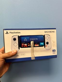 Backbone One Mobile Gaming Controller USB C Gen 2 - PlayStation Edition White