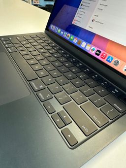 MacBook Air Midnight (13-inch, M4, 2025) 16GB 256 SSD With Apple Care Warranty