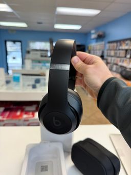 Beats Studio Pro Black Headphone with Apple Care Plus till 2027