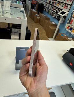 Apple iPhone 13 128GB AT&T H2O Cricket Perfect Condition