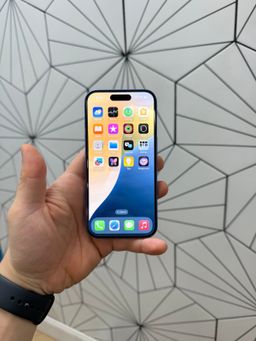iPhone 16 Ultramarine 128GB Unlocked with Physical Sim Card and Apple care