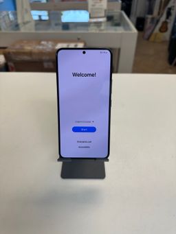 Samsung Galaxy S22 Black Unlocked 128GB Like New