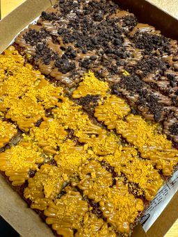 🍌 Sharing Trays – Regular (9") / XL (10")