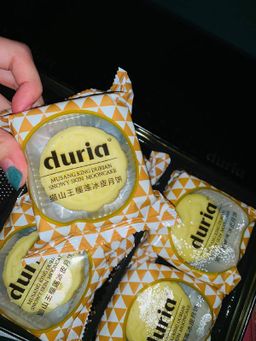 经典原味猫山王榴莲冰皮月饼