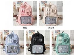 Mochila juvenil sanrio / capibara