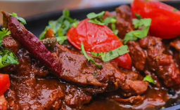 B Menu -Salmi poulet, Riz, salade, dessert