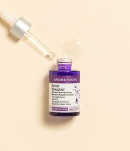 Aroma-Zone Sérum concentré Bakuchiol À la fois anti-âge et anti-imperfections, notre sérum visage naturel bénéficie d'une forte concentration en Bakuchiol, un actif révolutionnaire reconnu comme l’alternative végétale au rétinol, 