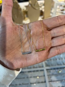 Mama necklace