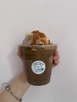 Banana pudding hojicha latte