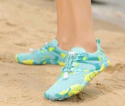 Unisex Lightweight Quick-Drying Five-Toe Barefoot Beach Shoes