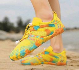Unisex Lightweight Quick-Drying Five-Toe Barefoot Beach Shoes