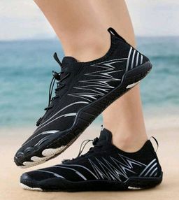 Unisex Lightweight Quick-Drying Five-Toe Barefoot Beach Shoes