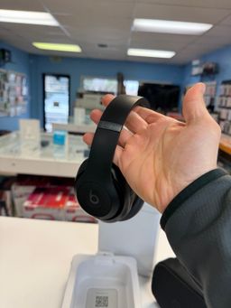 Beats Studio Pro Black Headphone with Apple Care Plus till 2027