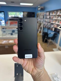 Samsung Galaxy S22 Black Unlocked 128GB Like New