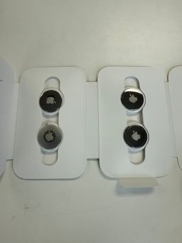 Apple AirTags Set with Apple care till September 2025