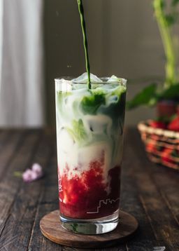 Iced Strawberry Matcha Latte