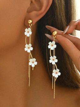 Dangle Earrings x 3‼️‼️