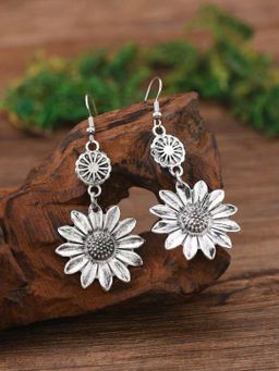 Dangle Earrings x 3‼️‼️