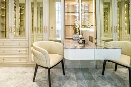 One KL with private pool