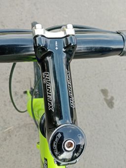 Planet X London Road Rival 1×11 – Size 53 cm (Fluoro Green)