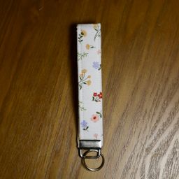 Wristlet Keychain {Summer Bloom}
