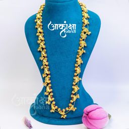 Chandrahaas Red Kolhapuri Saaj