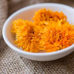 1 For 1 Special Bundle - Dried Calendula Flowers (15gms + 15gms)