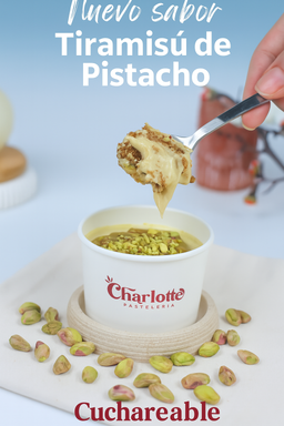 Cheesecake de Pistacho con Culí de Frambuesas