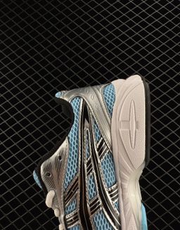 ASICS Gel-Kayano 14 “ Bleu Glacier “