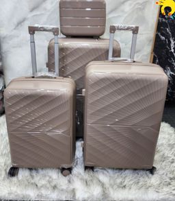 4 Piece Luggage Travel Set