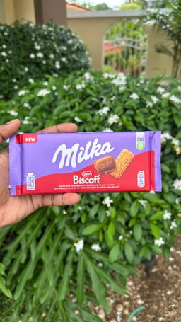 Chocolate Milka Biscoff