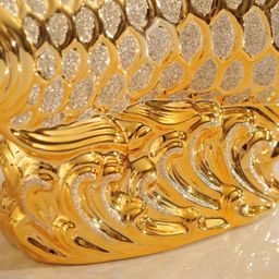 Patung Pajangan Ikan Arwana Hoki Keberuntungan Dekorasi Rak Lemari Lucky Fish Golden Pembawa Fengshui Dekorasi Ruangan Meja Kreatif Keramik