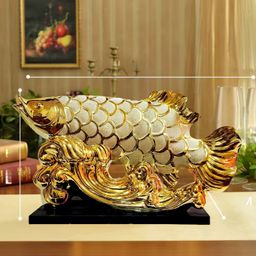 Patung Pajangan Ikan Arwana Hoki Keberuntungan Dekorasi Rak Lemari Lucky Fish Golden Pembawa Fengshui Dekorasi Ruangan Meja Kreatif Keramik