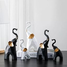 Pajangan Dekorasi Patung Gajah Familia Desain Geometrical Estetik Family Modern Pembawa Keberuntungan Emas Hadiah 1 Set 3 PCS 