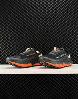 NEW BALANCE FRESH FOAM