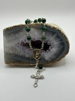 Denario de Ojo de Tigre Verde (tintado)