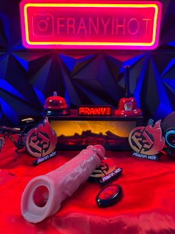 MANGA REALISTA VIBRATORIA A CONTOL REMOTO 