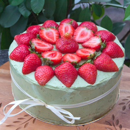 (PRE-ORDER) Large Matcha Strawberry Cake