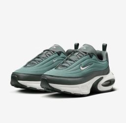 NIKE AIR MAX PORTAL GREEN
