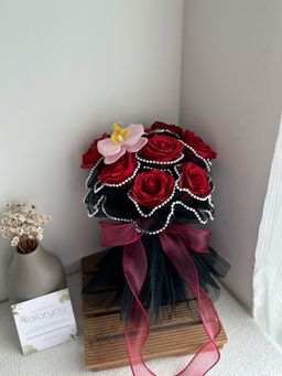 9 Stalk Soap Rose Pearl Yarn Bridal Bouquet  