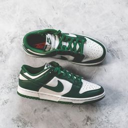 Nike SB Dunk Spartan Green