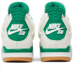 Nike SB x Air Jordan 4 Retro SP Pine Green