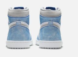 Nike Air Jordan 1 High Hyper Royale (Unisex)