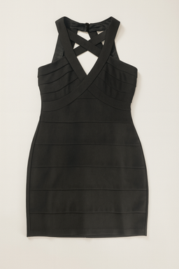 Vestido negro ajustado con cuello halter cruzado - Size S