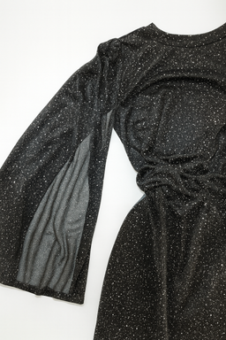 Vestido Negro Brillante de Mangas Amplias - Size M