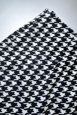 Falda corta estampado pata de gallo blanco y negro - Size M