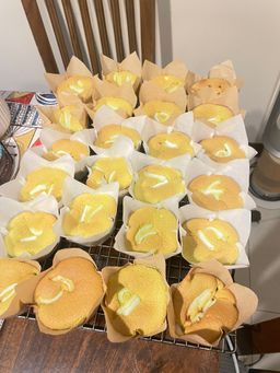 Coconut Pandan cupcakes set and coconut cupcake set 