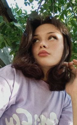 吉尔吉斯斯坦代孕与卵子捐赠者 | Chüy Region | 2001, O型血, 170cm, 58kg | 化妆师 | #10126 🎖️